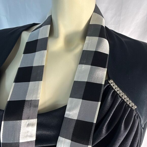 1970s Mod Black & White Checkered Taffeta Sash – 80.5” Long Vintage Belt Scarf - Picture 2 of 15